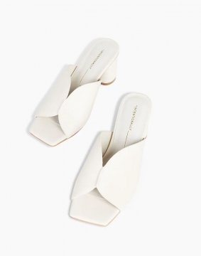 Women's Intentionally Blank Leather Kamika Mules in Cream-Neutral