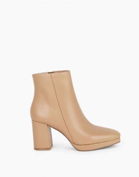 Women's Intentionally Blank Rachel Heeled Boot-Clay