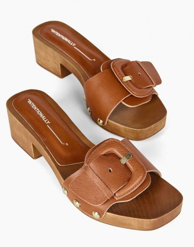 Women's Intentionally Blank Leather Mar Mules Sandals-Russet